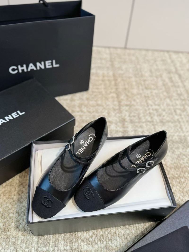 Chanel Low Shoes